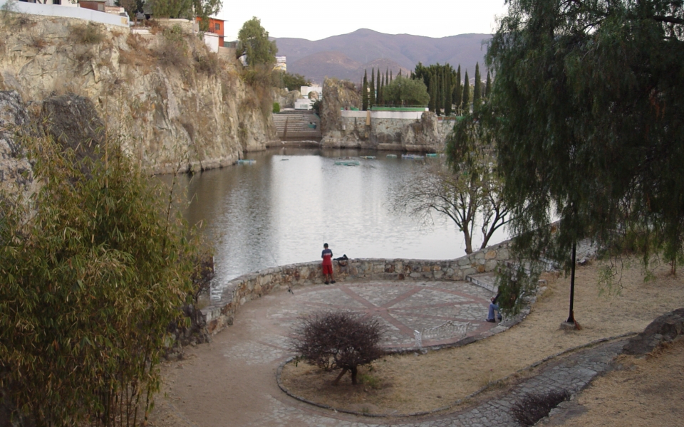 Ixcotel-6-III-09-013
